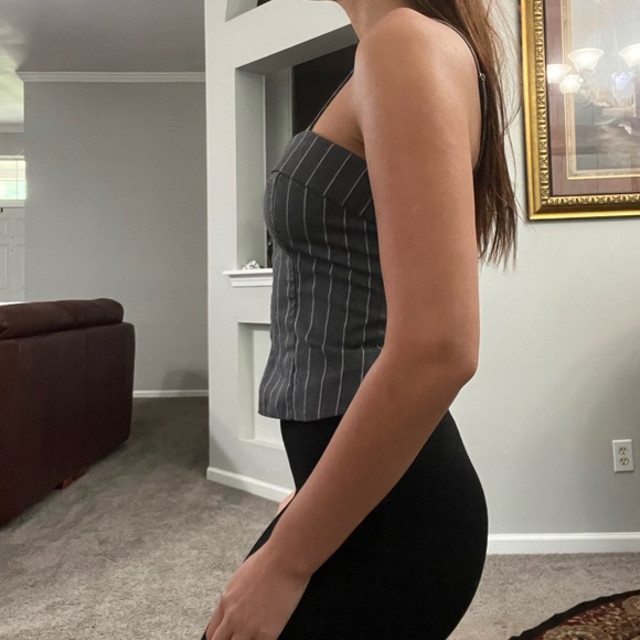 EUC Grey and White Striped Professional Pattern Front Zip Spaghetti Strap Top - Picture 3 of 5